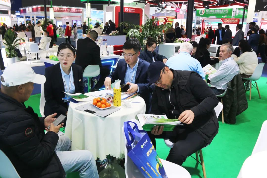 金牌贊助企業(yè)海大生物全新亮相上海CAC國際農(nóng)化展，以科技實力獻禮25周年